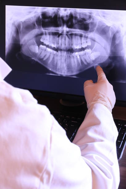Best Emergency Denture Repair in March Ar, CA